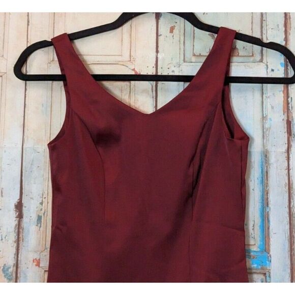 My Michelle Womens Size 9/10 Red Sleeveless V Neck Knee Length Tank Dress - Picture 3 of 9